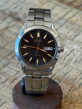 Vintage Seiko Solar Men’s Watch 38mm - Stainless Steel Black Dial Day/Date